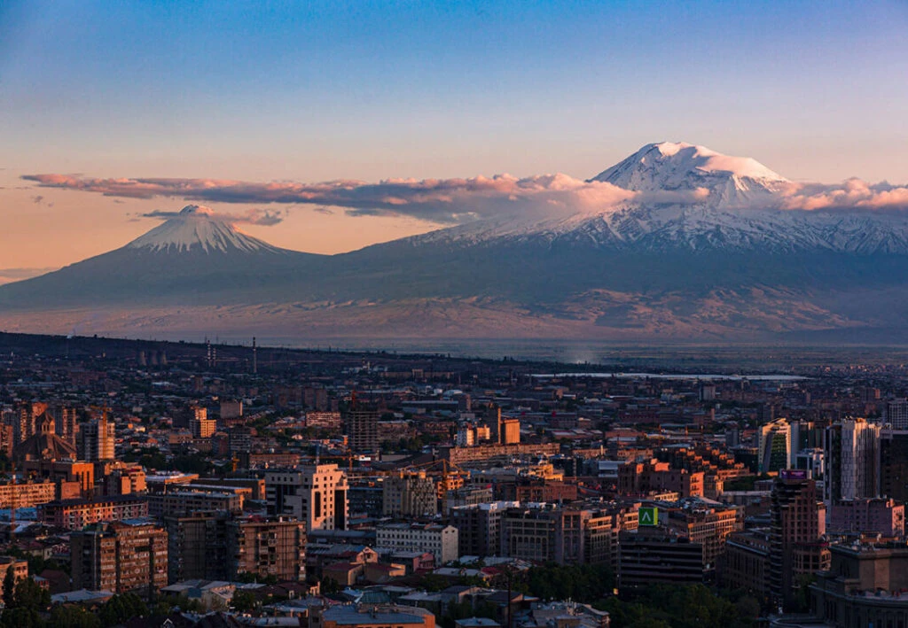 Հայաստանն ընդգրկվել է «թավշյա սեզոնին» ռուսաստանցիների նախընտրած հանգստի ուղղությունների ցանկում