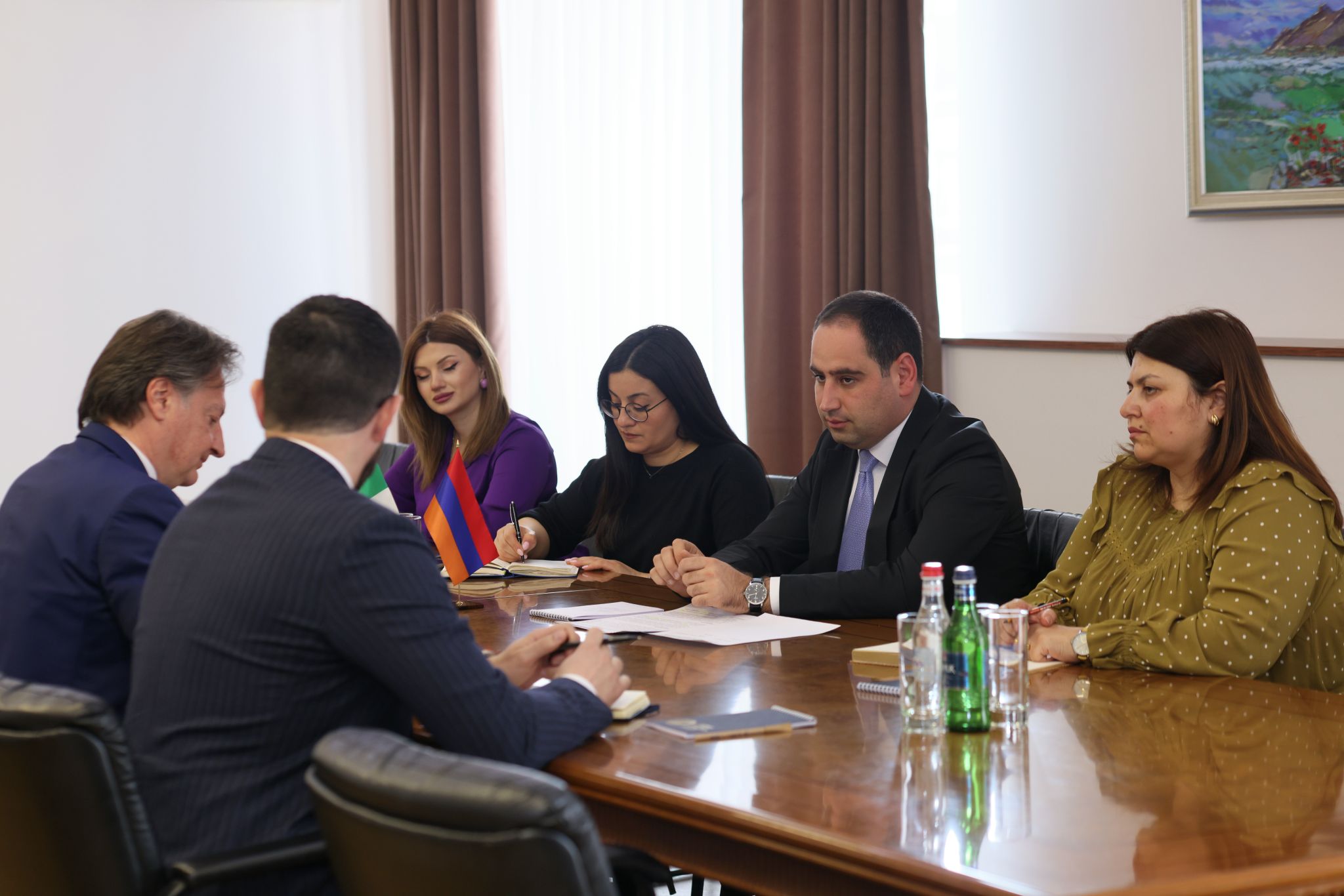 Ընդգծվել է Հայաստանի և Իտալիայի վարչատարածքային միավորների միջև ապակենտրոնացված համագործակցության կարևորությունը