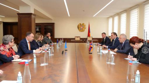 Վաղարշակ Հարությունյանը ԵՄ ներկայացուցչին ներկայացրել է Ացախում տիրող իրավիճակը
