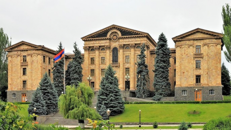  ՀՀ ԱԺ իններորդ գումարման առաջին նստաշրջանը. ուղիղ