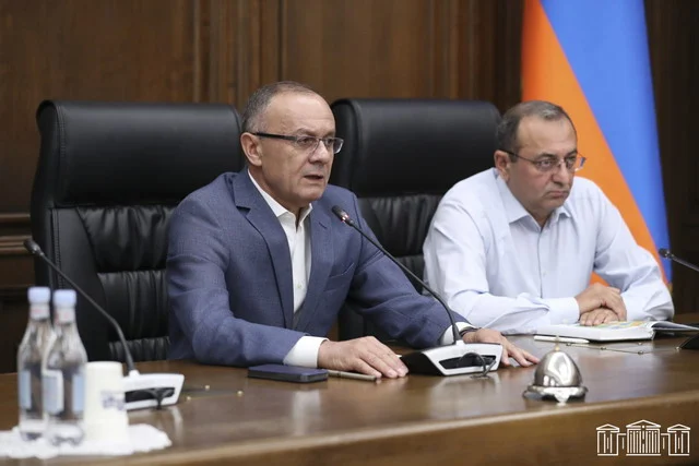 Գլխավոր դատախազը Սեյրան Օհանյանի եւ Արծվիկ Մինասյանի նկատմամբ քրգործ հարուցելու համար դիմել է ԱԺ