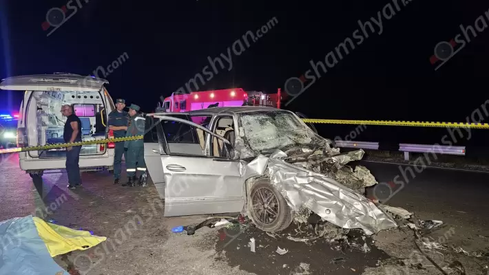Երասխում բախվել են «Mercedes»-ն ու ավազով բարձված «ԶԻԼ 130»-ը․ անչափահաս քույրն ու եղբայրը մահացել են, ընտանիքի 3 անդամներ տեղափոխվել են հիվանդանոց