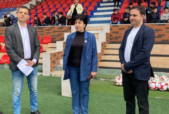 ՀՖՖ-ն Արցախի բոլոր դպրոցներին և մարզադպրոցներին գնդակներ է նվիրել
