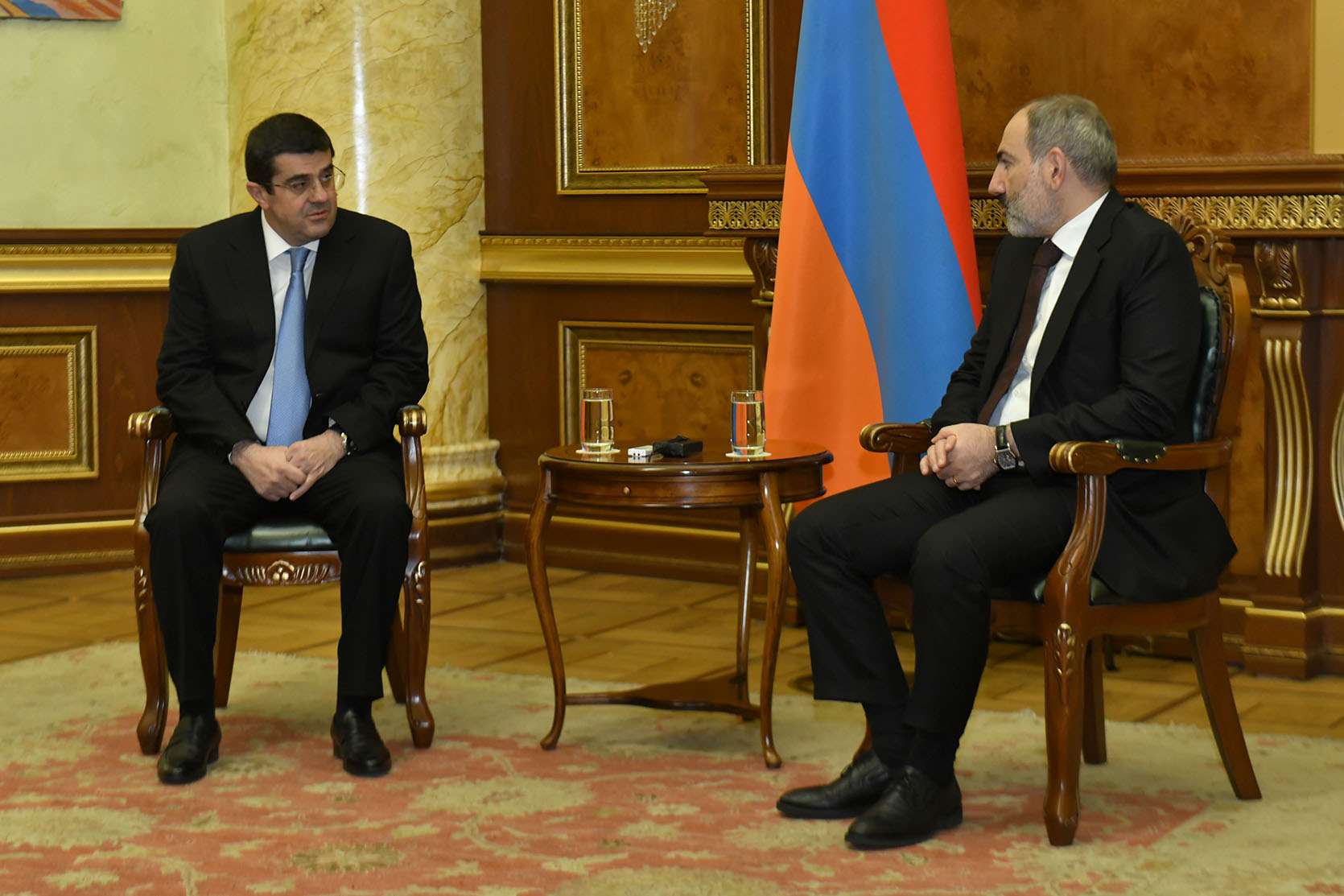Պետք է կենտրոնացնենք ուժերն Արցախում բնականոն կյանքը վերականգնելու համար. կայացել է ՀՀ վարչապետի և ԱՀ նախագահի հանդիպումը