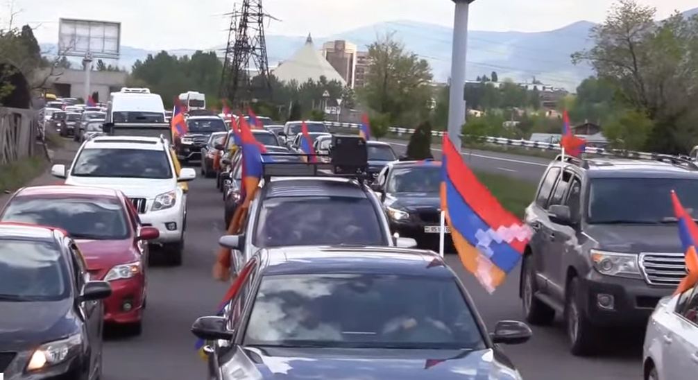 «Դիմադրության» շարժումն ավտոերթեր է կազմակերպել Երևանում (ուղիղ)