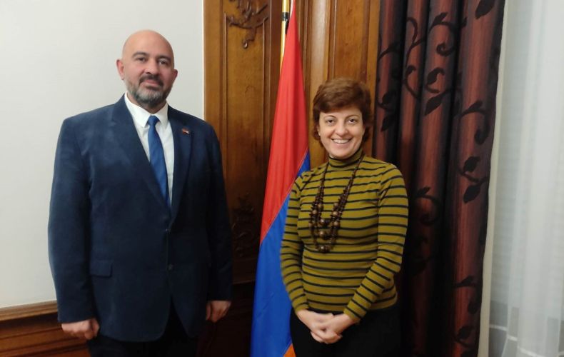 ԱԺ «Արցախի ժողովրդավարական կուսակցություն» խմբակցության ղեկավարը Բելգիայում հանդիպել է ՀՀ դեսպանի հետ