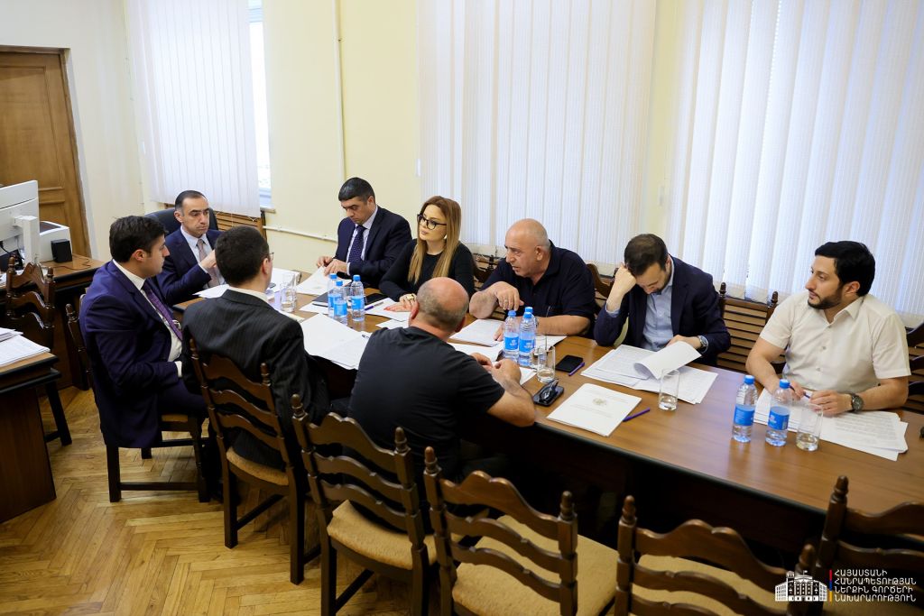 Որոշվել է 5 ծառայողի նկատմամբ կիրառել «Ոստիկանությունից ազատում» կարգապահական տույժը. կայացել է ՆԳՆ կարգապահական հանձնաժողովի նիստ