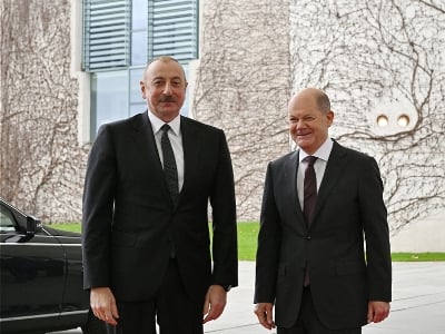 Шольц верит в скорое подписание мирного соглашения между Баку и Ереваном