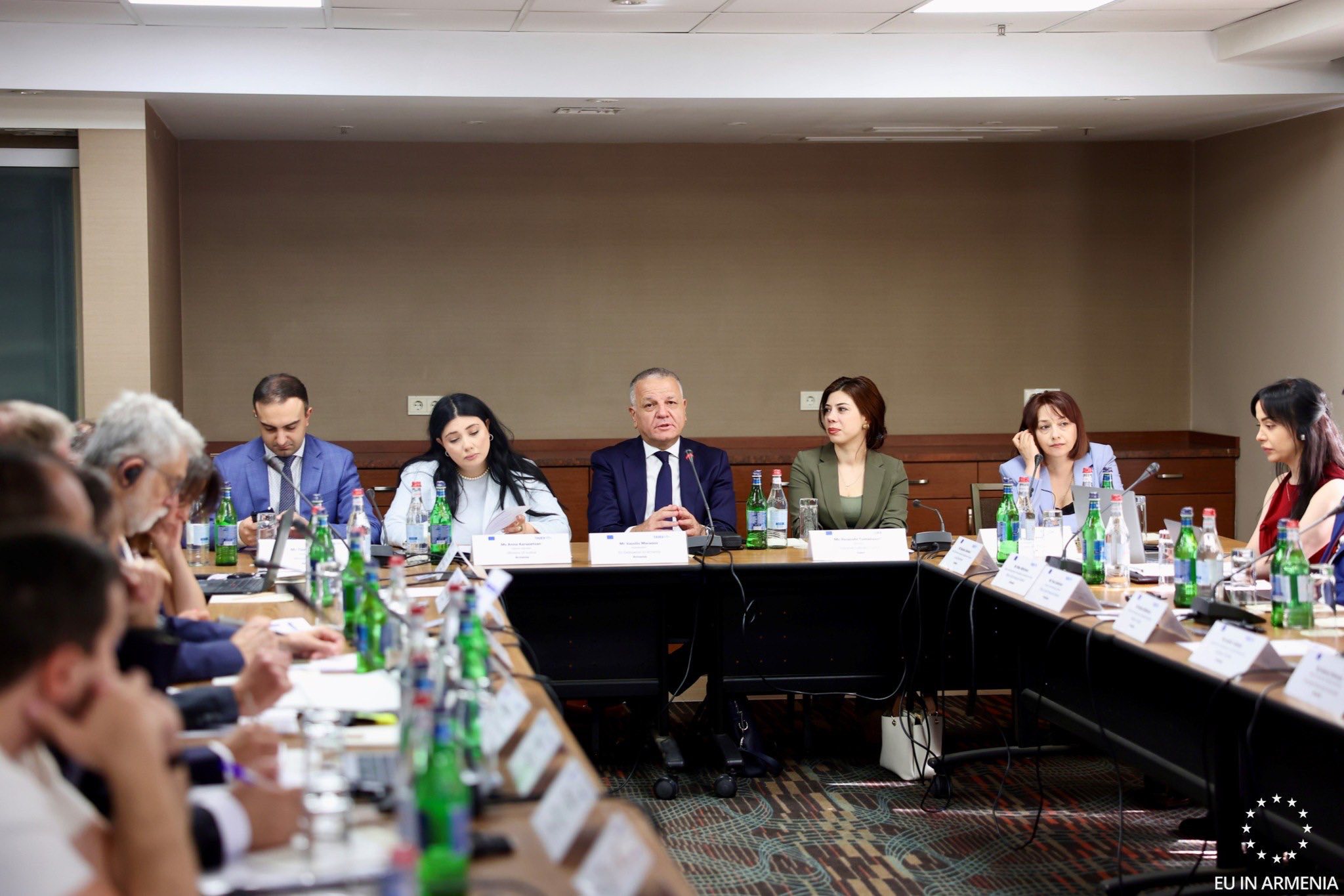 Մասնագետները քննարկել են հակակոռուպցիոն հանցագործություններին վերաբերող ուղեցույցները