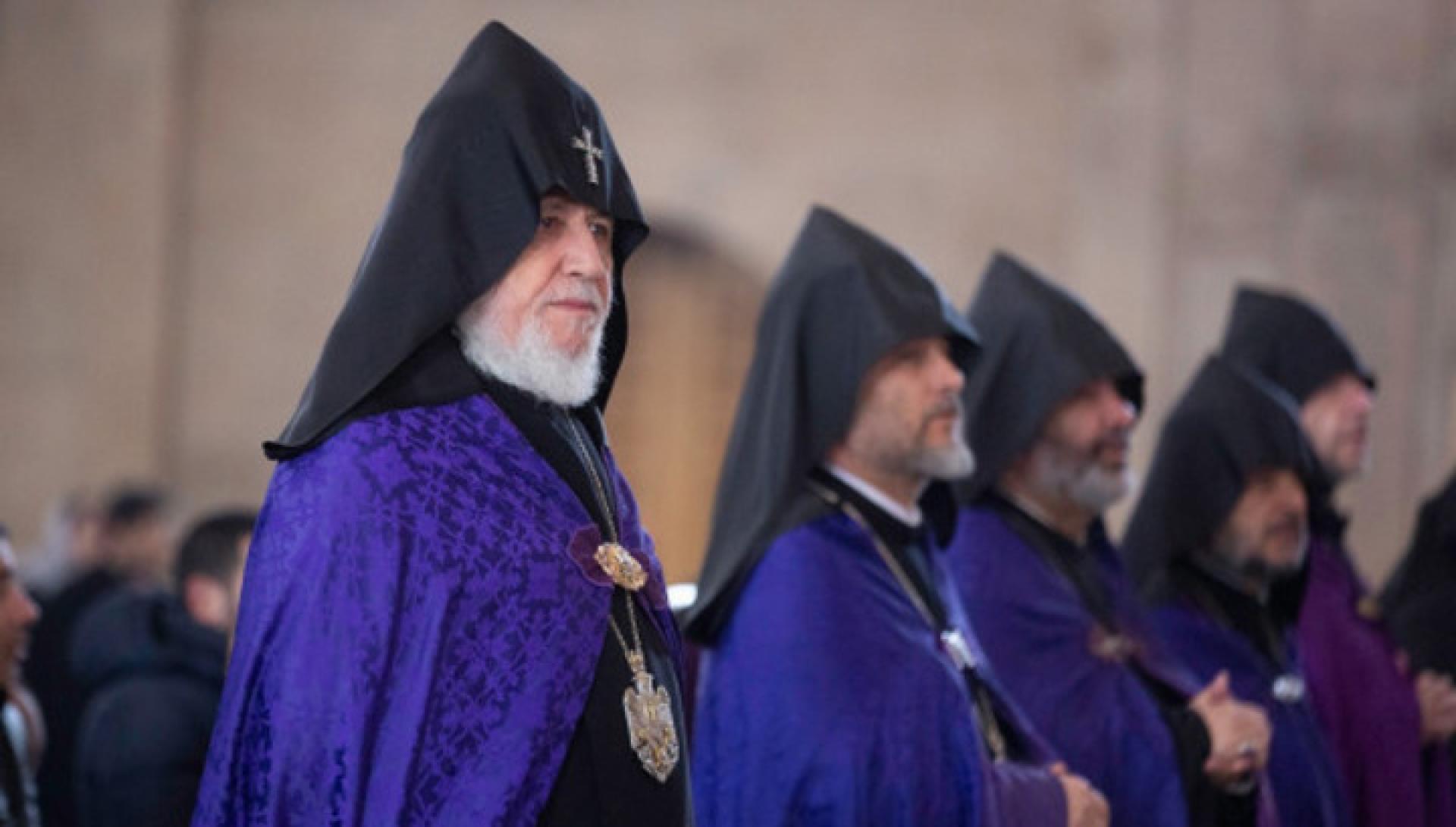 Ի պաշտպանություն եկեղեցու, դիմադրության շարժում է ձեւավորվում. «Հրապարակ»