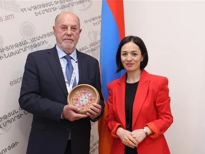 Ժաննա Անդրեասյանն ընդունել է Աշխարհի և Եվրոպայի կարատեի ֆեդերացիայի նախագահ Անտոնիո Էսպինոսին