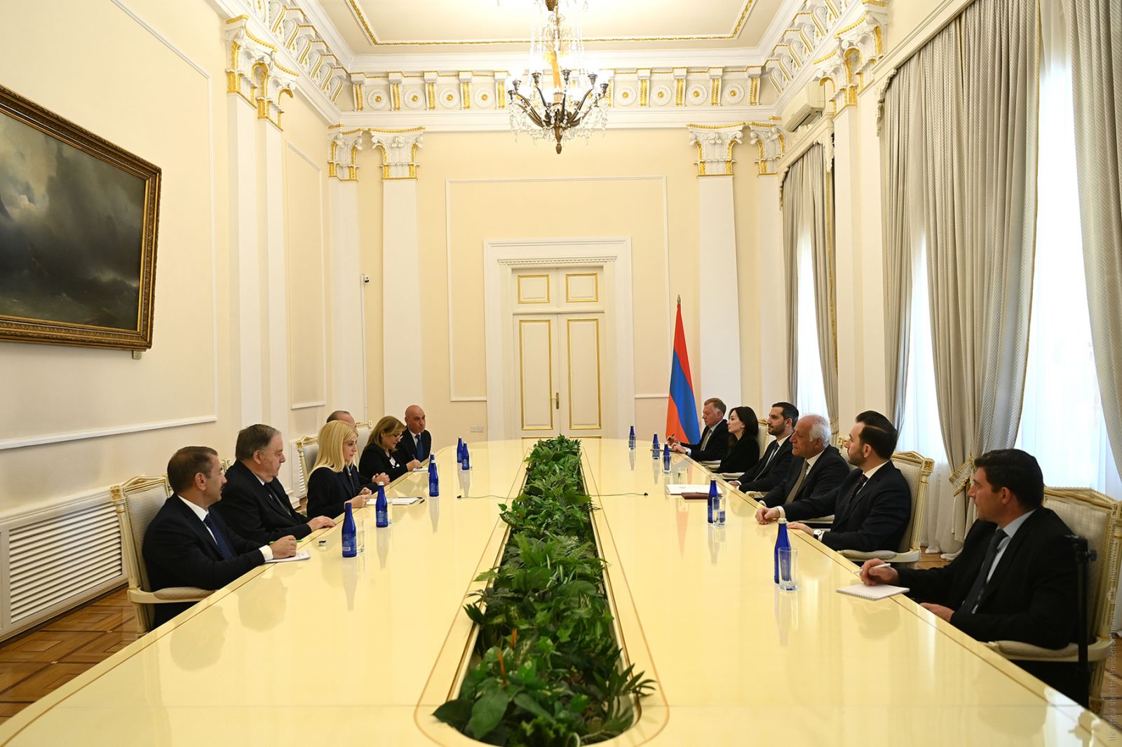 Հայաստանի նախագահը և Կիպրոսի Ներկայացուցիչների պալատի նախագահը կարևորել են երկու երկրներում ռեզիդենտ դեսպանությունների բացումը