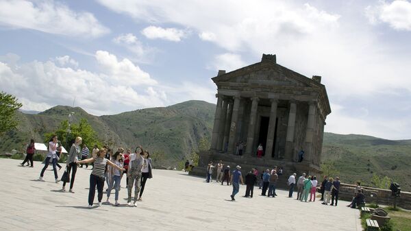 Տասն ամիսների ընթացքում Հայաստան է այցելել 2 միլիոնից ավելի զբոսաշրջիկ. Քերոբյան