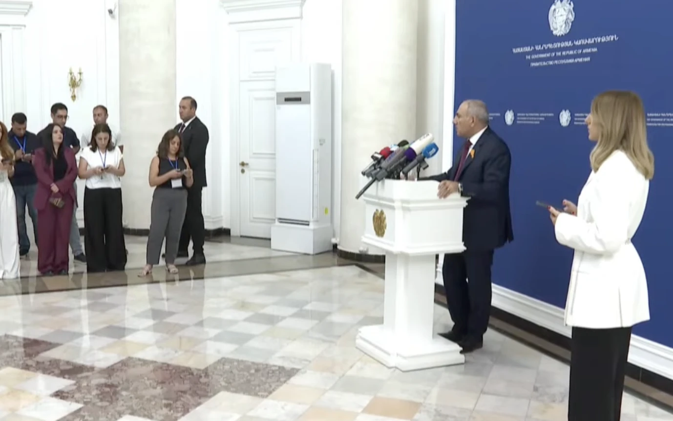 Փաստաթուղթը ես տեսել եմ վկայի ներկայությամբ․ Փաշինյանը՝ ՀՀ նախկին նախագահ Արմեն Սարգսյանի բրիտանական քաղաքացիության մասին