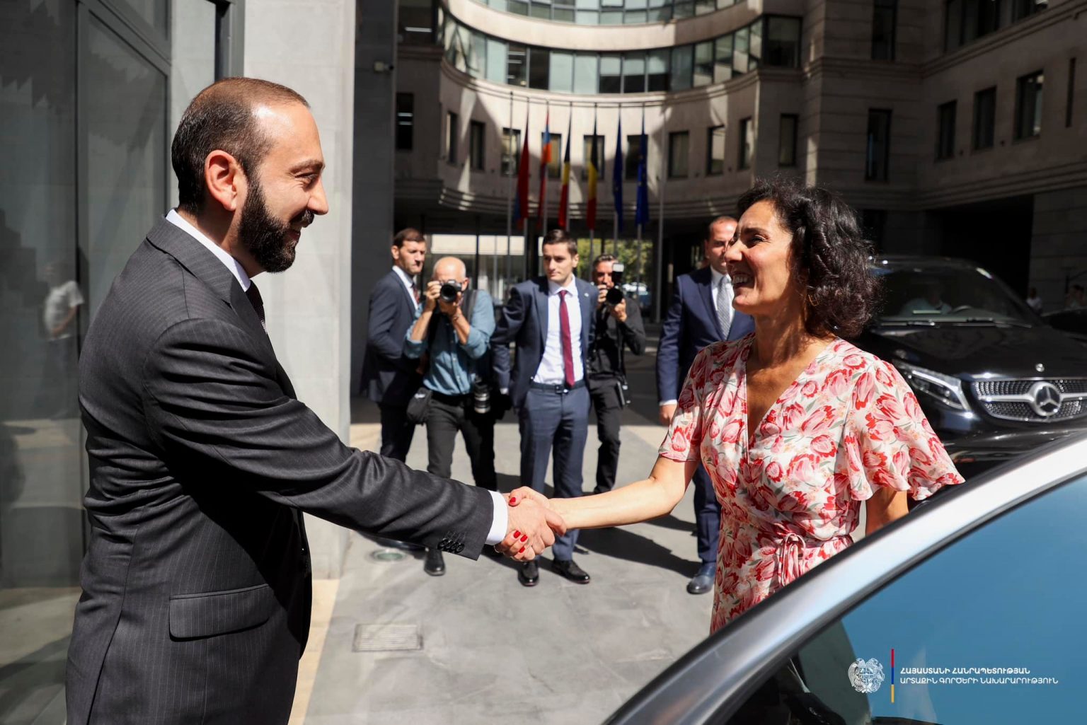 Министр иностранных дел Бельгии Аджа Лябиб прибыла в МИД Республики Армения