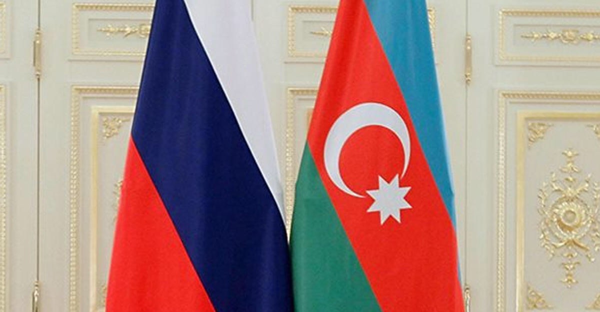 Հեռախոսազրույց են ունեցել ՌԴ պաշտպանության նախարարն ու Ադրբեջանի ԶՈւ ԳՇ պետը