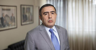 Լուծումը մոտակա հոգեբուժարանում սանիտարների հետ բանավիճելն է. Քոչարյանի գրասենյակի արձագանքը Փաշինյանի հայտարարությանը