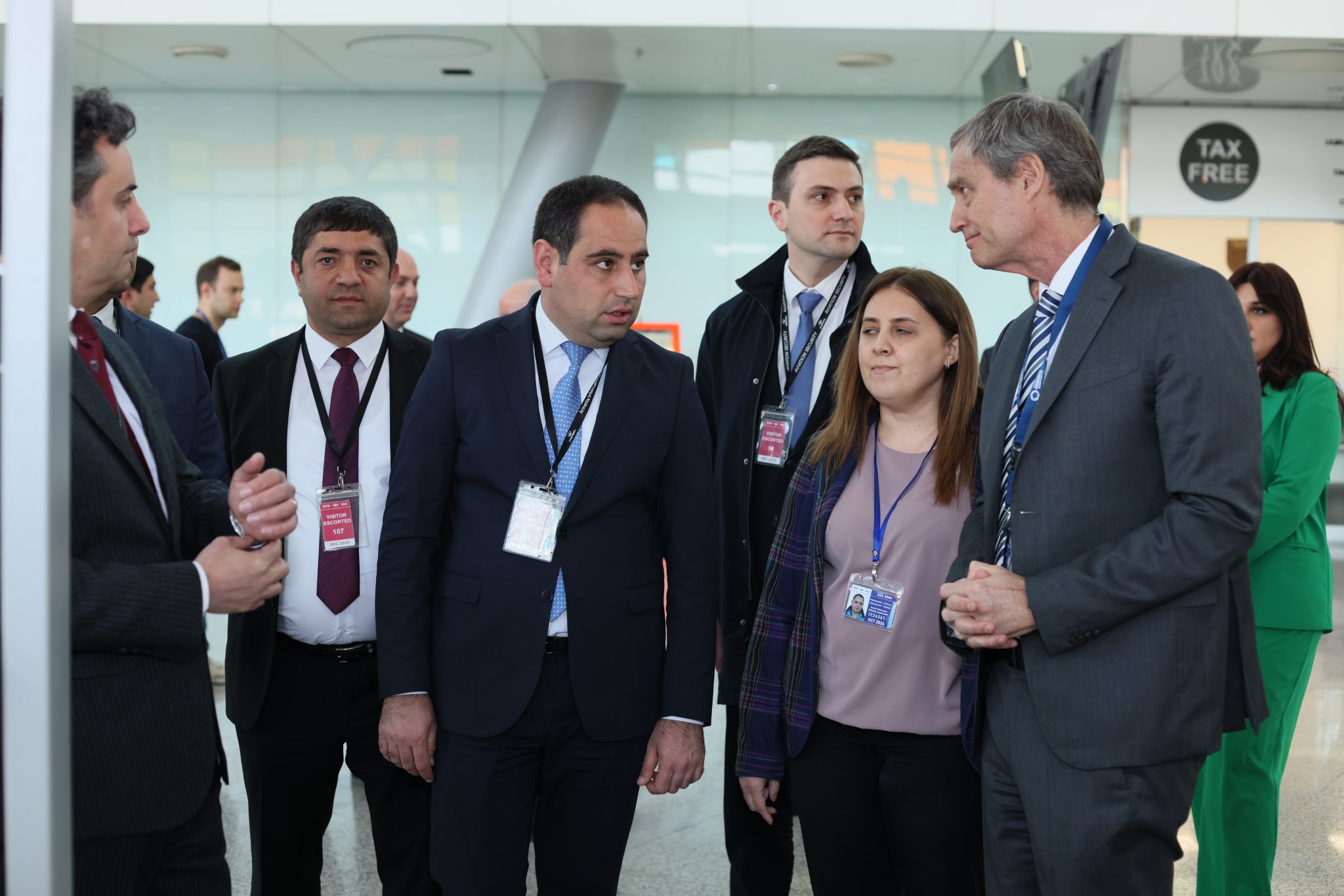 ՏԿԵ նախարարն այցելել է «Զվարթնոց» միջազգային օդանավակայան