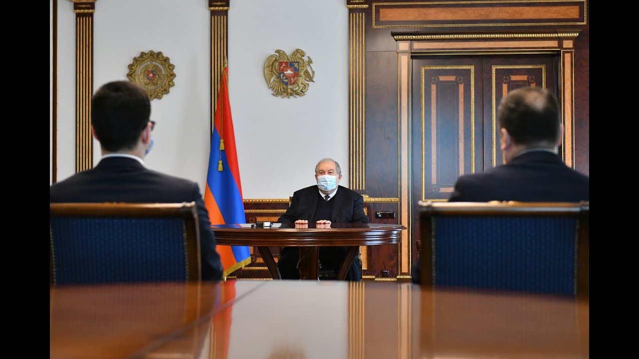 Ռուստամ Բադասյանը նախագահին պարզաբանումներ է ներկայացրել օրենսդրական փոփոխությունների վերաբերյալ