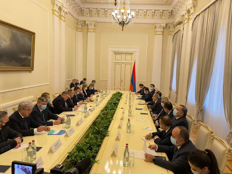 Лавров прибыл в Ереван