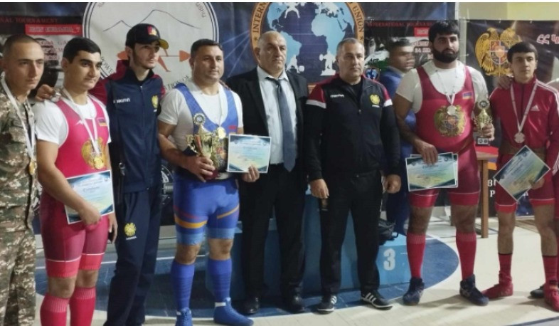 Հայաստանի փաուերլիֆթինգի հավաքականը՝ Գավառում անցկացված միջազգային մրցաշարի հաղթող