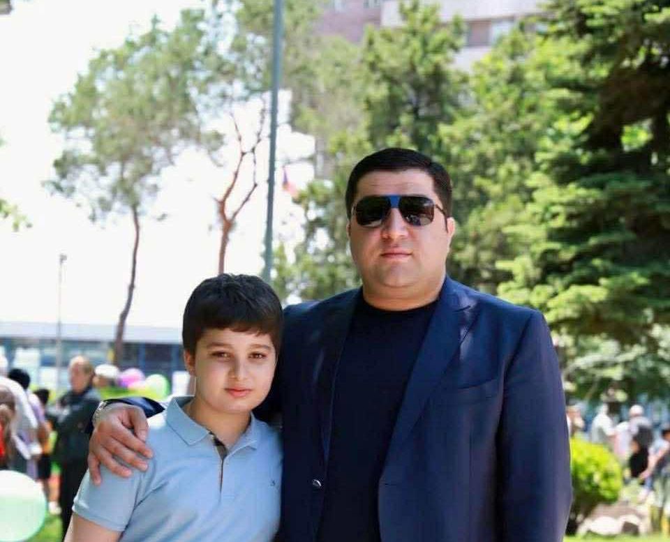 Անազատության մեջ գտնվող Արաբկիրի թաղապետ Արամ Ազատյանը շնորհավորել է մանուկների տոնը