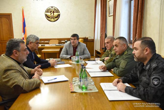 Արցախի նախագահը խորհրդակցություն է անցկացրել ուժային կառույցների ղեկավարների մասնակցությամբ