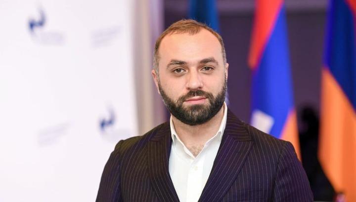 Հունվարի 1-ից ժամանցի վայրեր այսպես կոչված QR-ով այցելելու պարտավորության մասին այսօրվա դրությամբ որևէ իրավական ակտ չկա. իրավաբան