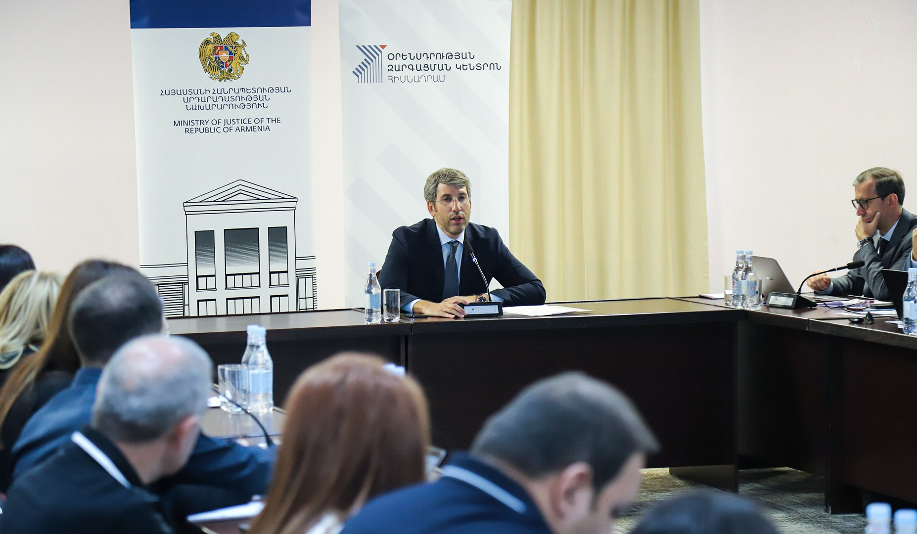 Կառավարման հմտությունների բարելավում արդարադատության ոլորտում. նախարարի գլխավորությամբ աշխատաժողով է անցկացվել 