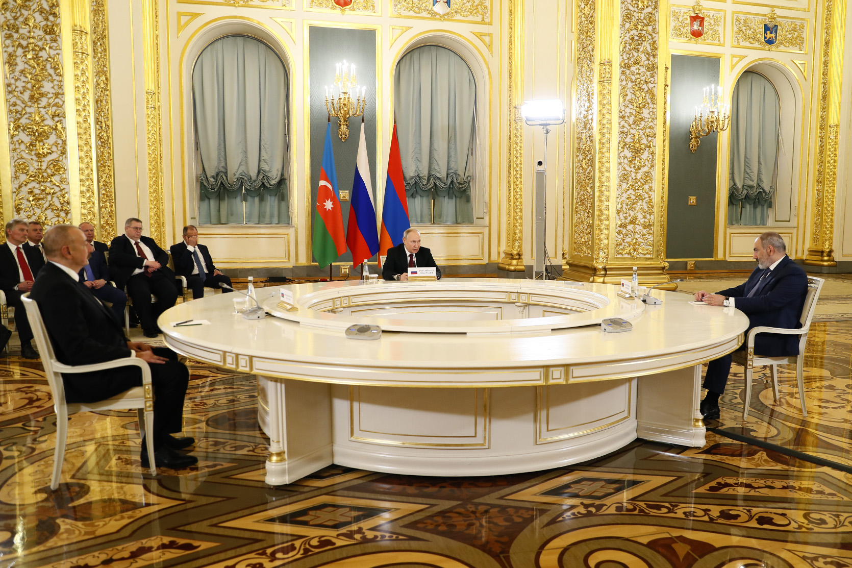Պուտինը, Փաշինյանն ու Ալիևը քննարկել են տարածաշրջանային տրանսպորտային և տնտեսական ենթակառուցվածքների ապաշրջափակմանը վերաբերող հարցեր
