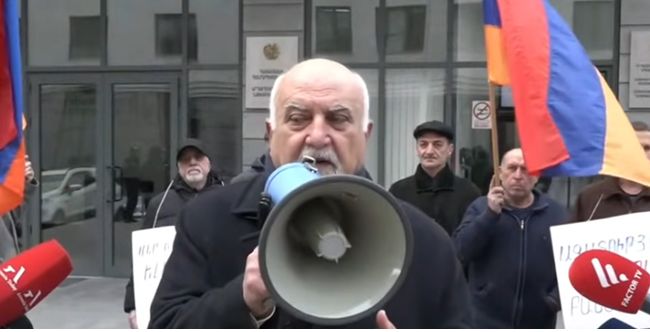Փաստաթուղթ ենք փոխանցել վարչապետին ու դատախազություն. Հայրիկյան (տեսանյութ)