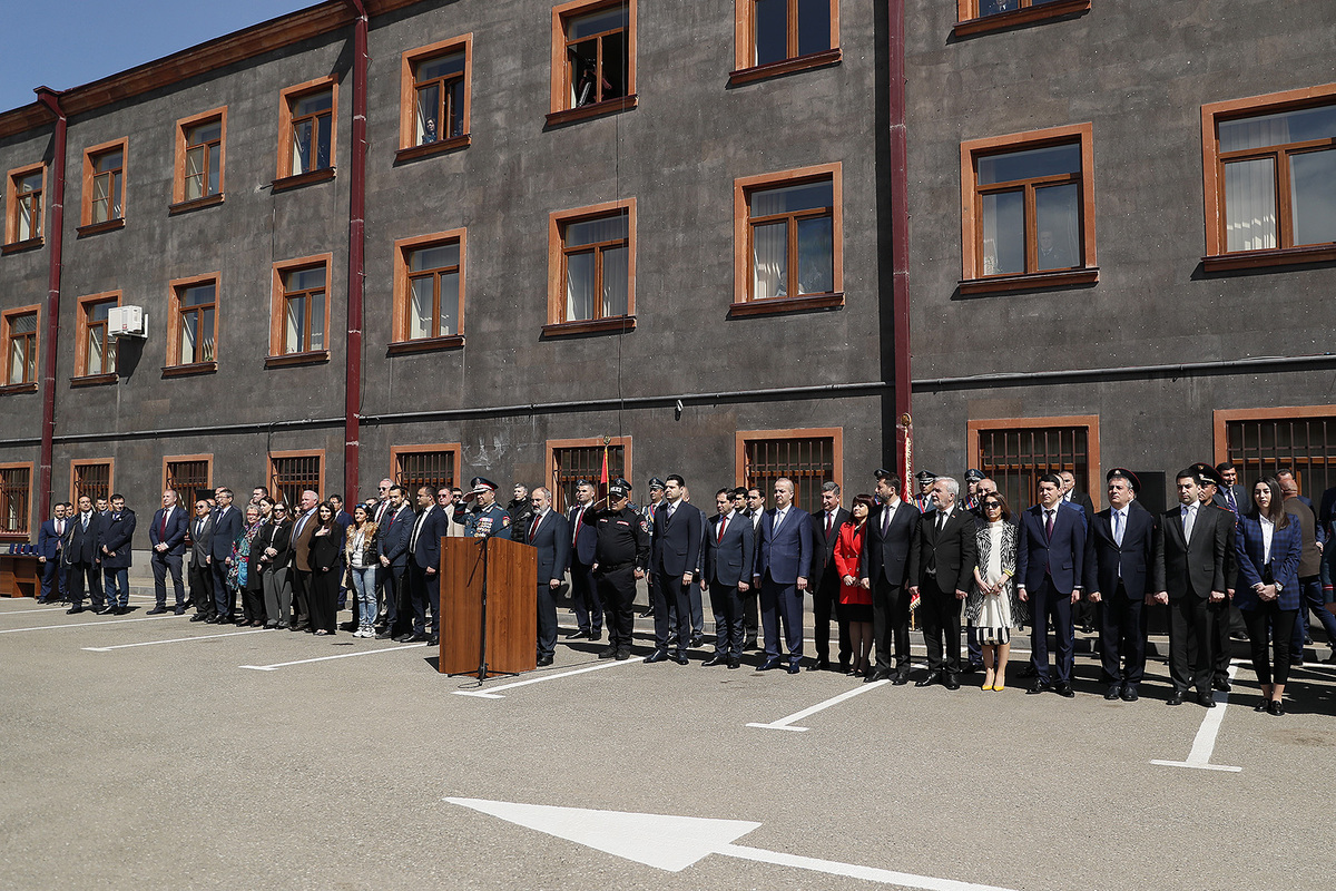 Ոստիկանության օրը դիմավորում ենք շատ վառ երանգներով ենք. այս ֆոնին ուզում եմ հիշենք 44-օրյա պատերազմում նահատակված ոստիկաններին. Փաշինյան