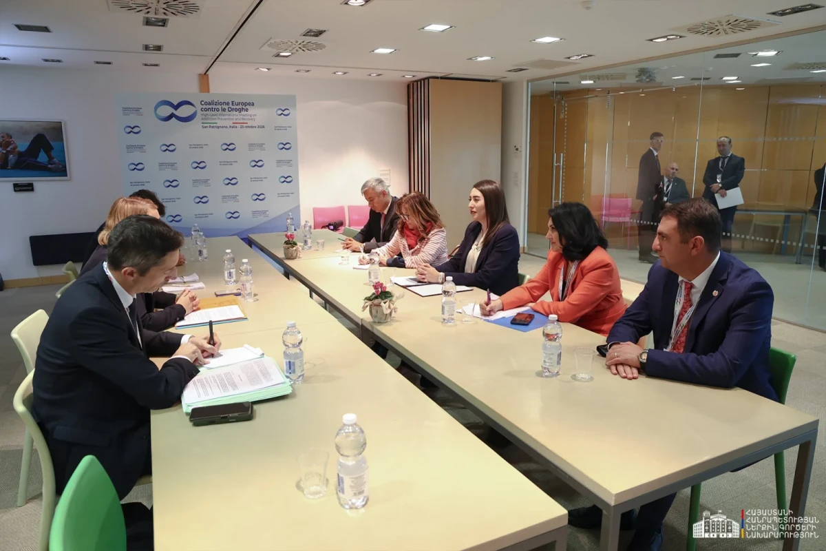 Արփինե Սարգսյանն Իտալիայում երկկողմ հանդիպումներ է ունեցել Մեծ Բրիտանիայի, Ֆրանսիայի և Մոլդովայի նախարարների հետ