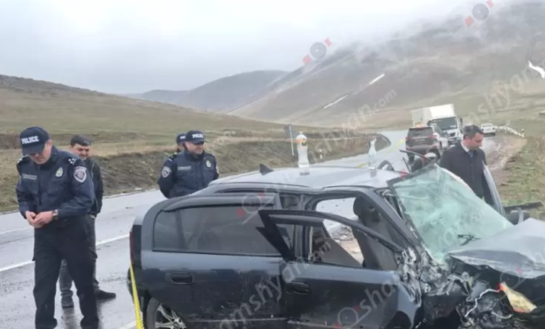 Սպիտակ-Երևան ճանապարհին բախվել են «MAN»-ն ու «Opel Astra»-ն. կա տուժած