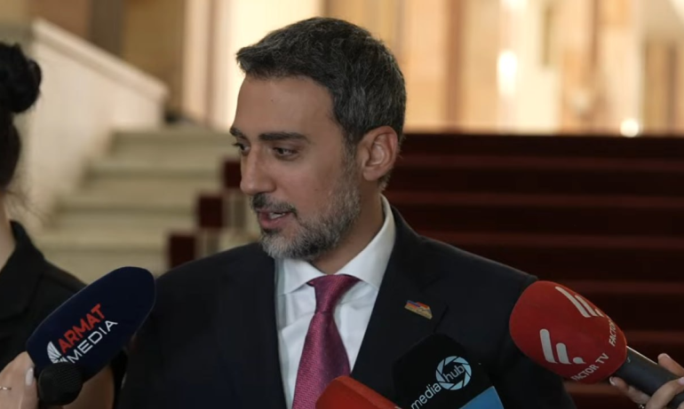 Կառավարության այս ծրագիրը նրա մասին է, որ Փաշինյանը հավակնում է 13 տարվա պաշտոնավարման. հայկական Ֆրանկլին Ռուզվելտն է, հա՞, միգուցե. Արամ Վարդևանյան