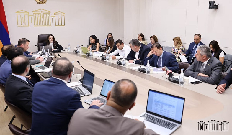 ԱԺ հանձնաժողովը քննարկել է 2026-ի առաջին կիսամյակում Հայաստանի պետբյուջեի կատարման ընթացքի վերաբերյալ տեղեկանքը