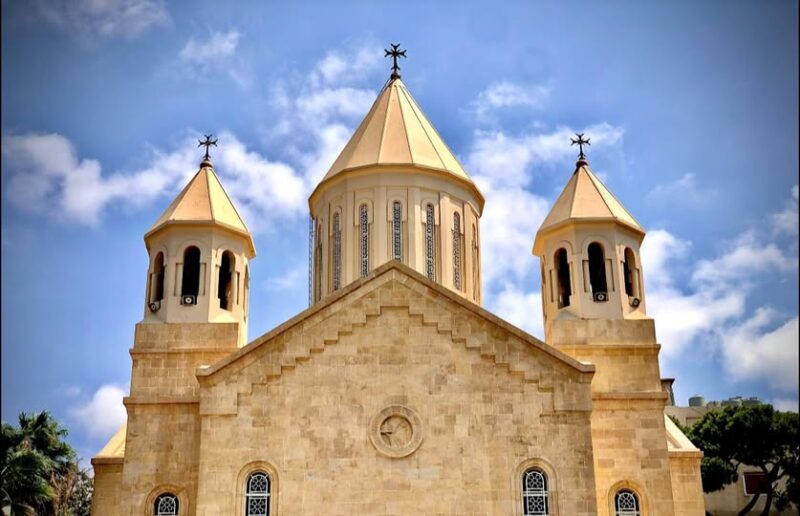 Գարեգին Բ-ն և Արամ Ա-ն բացման խոսքով հանդես կգան Արցախի հոգևոր, մշակութային ու պատմական ժառանգության պաշտպանությանը նվիրված միջազգային համագումարին