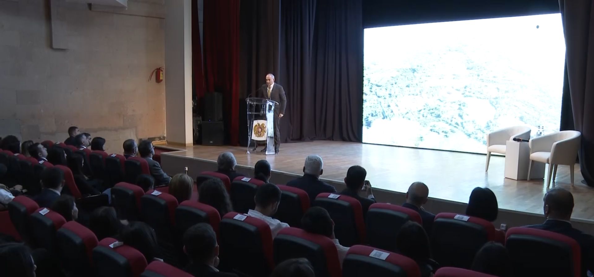 «Ակադեմիական քաղաք» նախագծի հիմնական նպատակը կրթական պրոցեսի համար անհրաժեշտ բոլոր բաղադրիչների ապահովումն է. Փաշինյան (տեսանյութ)