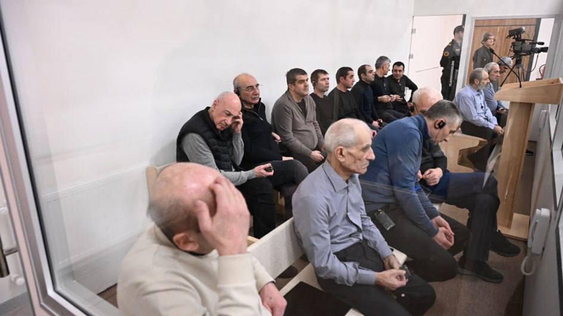 Բաքվում Արցախի ղեկավարների շինծու դատավարության ժամանակ կեղծ «տուժողներ» են «ցուցմունք» տվել