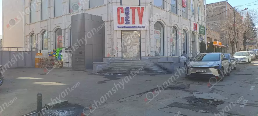 Առեղծվածային մահվան դեպք Վանաձորում. շտապօգնությունը Վանաձորի հիվանդանոց է տեղափոխել տղամարդու մարմին