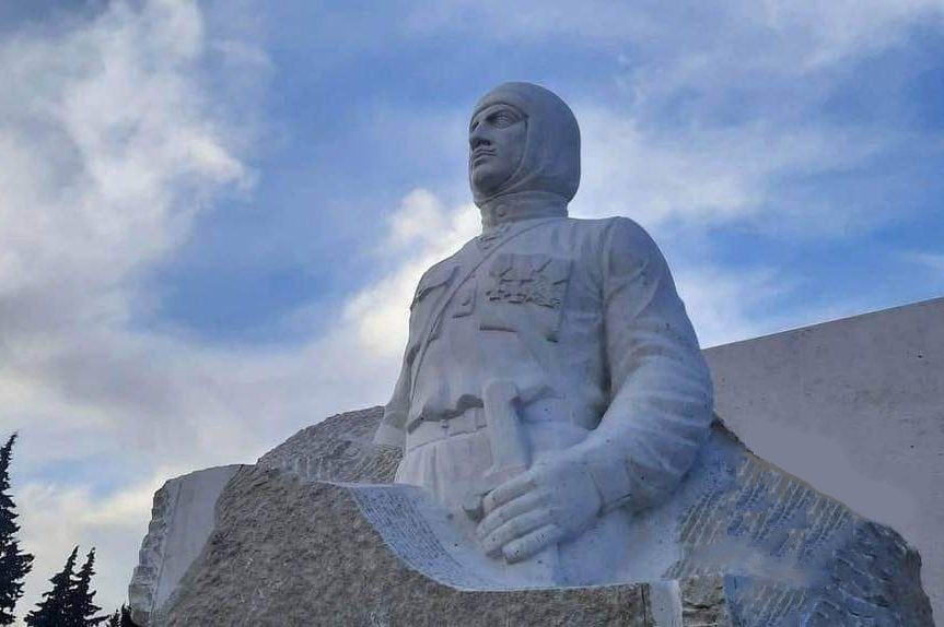 Ադրբեջանցիները պահանջել են ապամոնտաժել Գարեգին Նժդեհի արձանը Մարտունուց