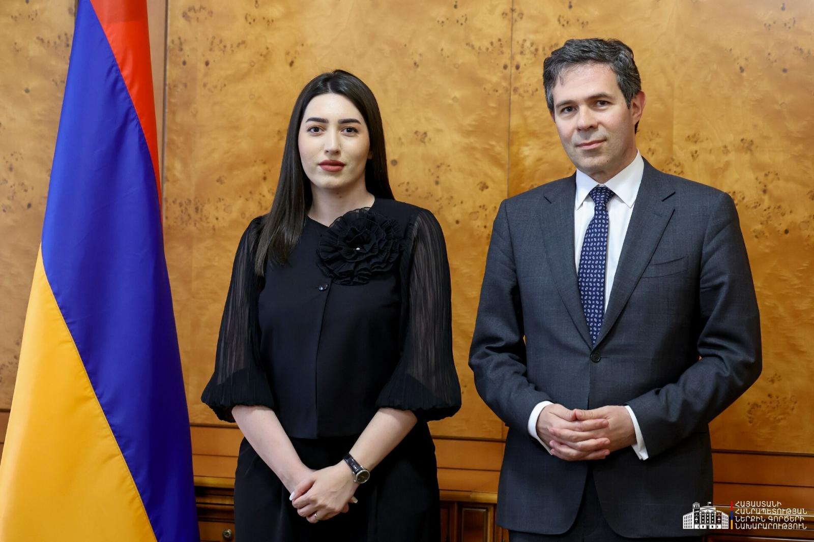 ԵՄ-ի հետ վիզաների ազատականացման գործընթացի շրջանակներում Հունաստանի դեսպանը հայտնել է իր երկրի լիակատար աջակցությունը