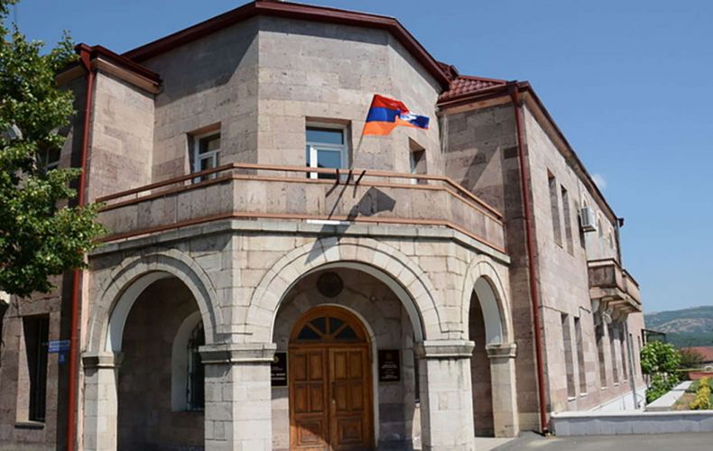 ԱՀ արտգործնախարարության համառոտ տեղեկագիրը` նաև ռուսերեն տարբերակով