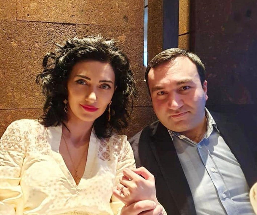 Արփինե Հովհաննիսյանը հրապարակել է իր ու նշանածի լուսանկարը