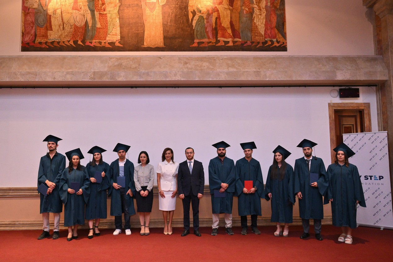 ՀՀ ԲՏԱ նախարարը մասնակցել է «Քվանտա» մագիստրոսական ծրագրի շրջանավարտների դիպլոմների հանձնման արարողությանը
