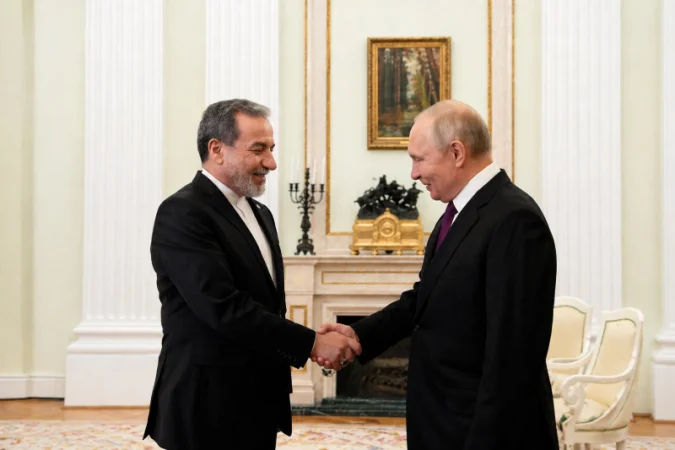 Պուտինն ասաց՝ ամբողջ աշխարհը հիանում է ԱՄՆ-ի դեմ Իրանի անհավասար պատերազմում տարած հաղթանակով․ Արաղչի