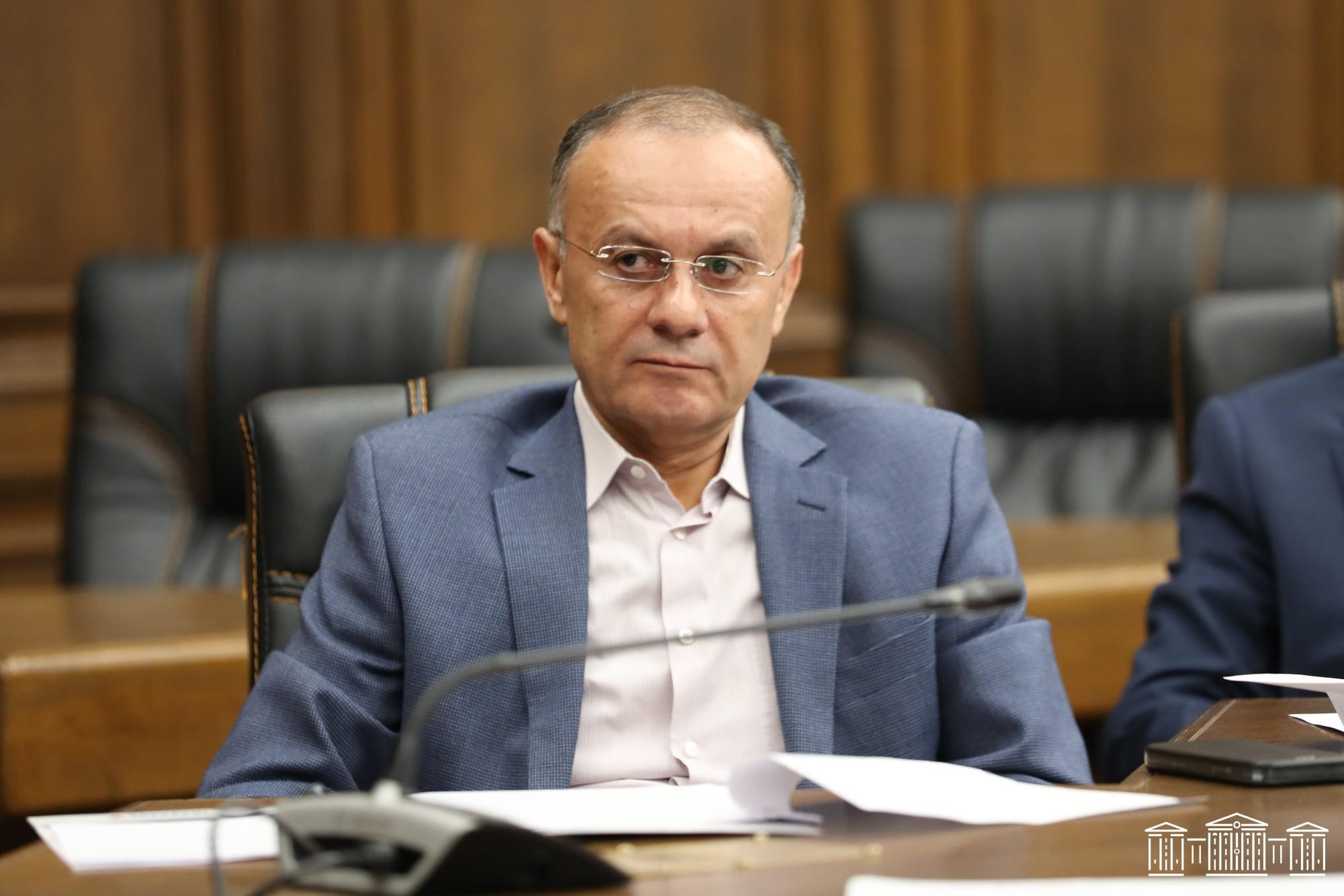 Ըստ Սեյրան Օհանյանի՝ Ռոբերտ Քոչարյանի ունեցվածքն օրինական է