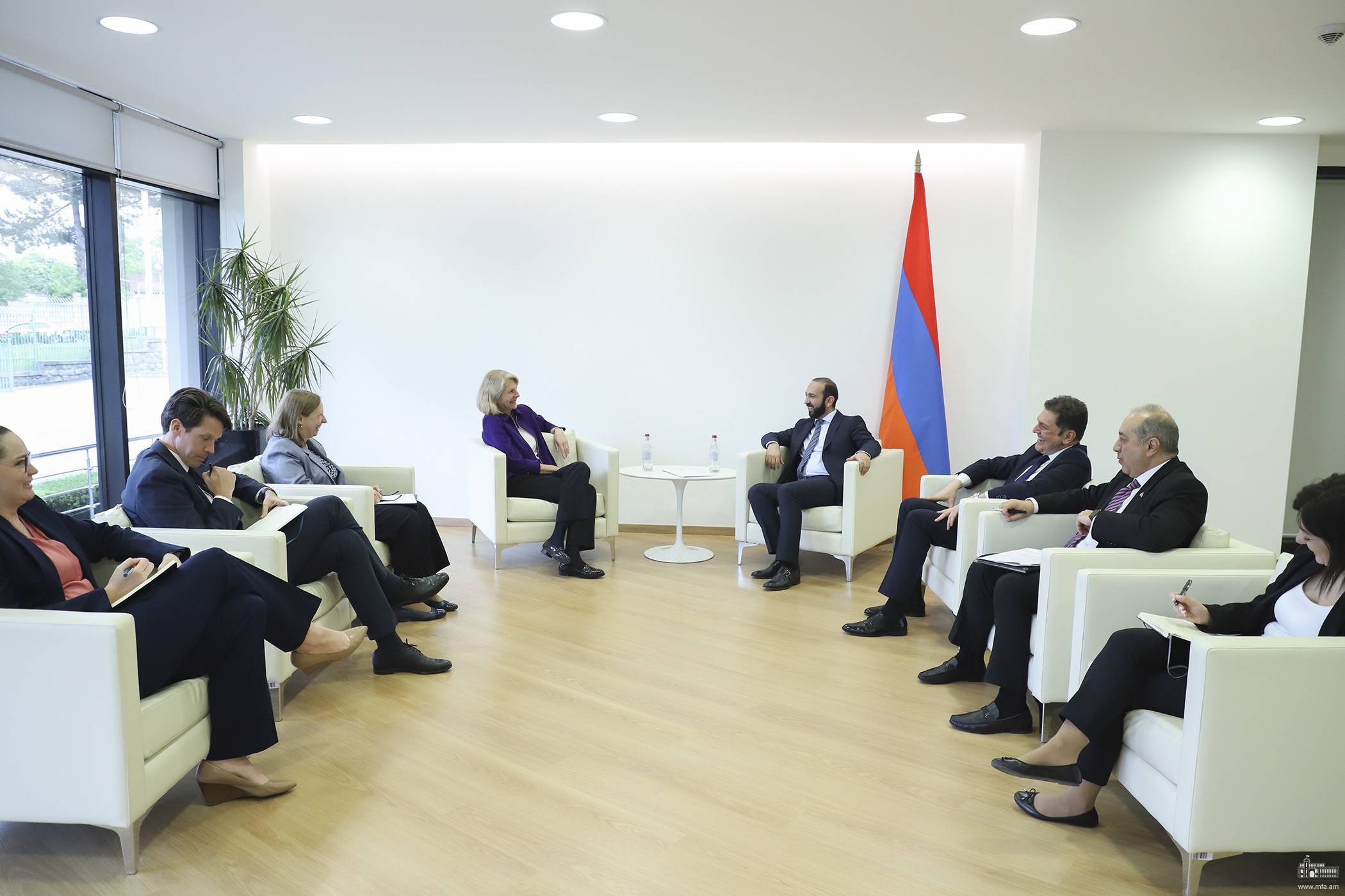 Արարատ Միրզոյանը ԱՄՆ պետքարտուղարի եվրոպական և եվրասիական հարցերով տեղակալին է ներկայացրել Արցախի դեմ Ադրբեջանի ագրեսիայի հետևանքով ստեղծված հումանիտար խնդիրները