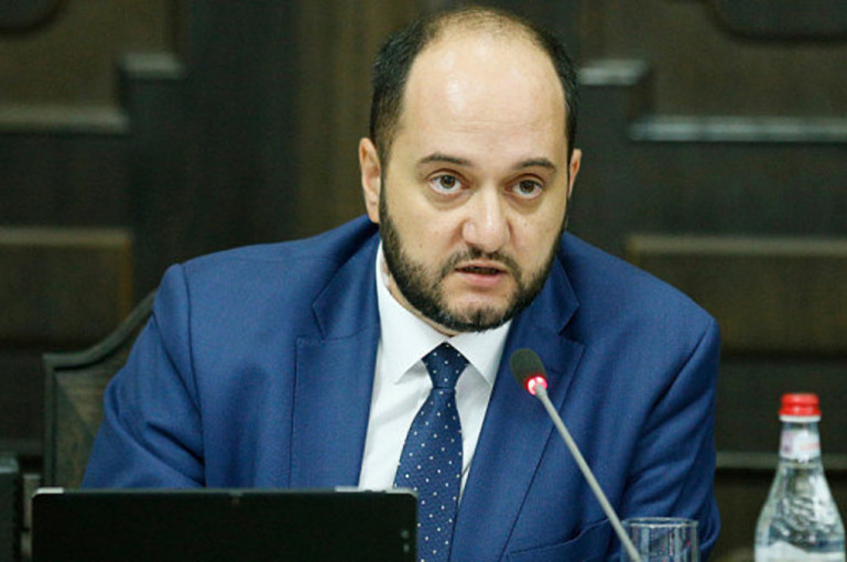 Բուհերի ռեկտորների խորհրդի առցանց նիստ՝ ԿԳՄՍ նախարարի մասնակցությամբ (լուսանկար)