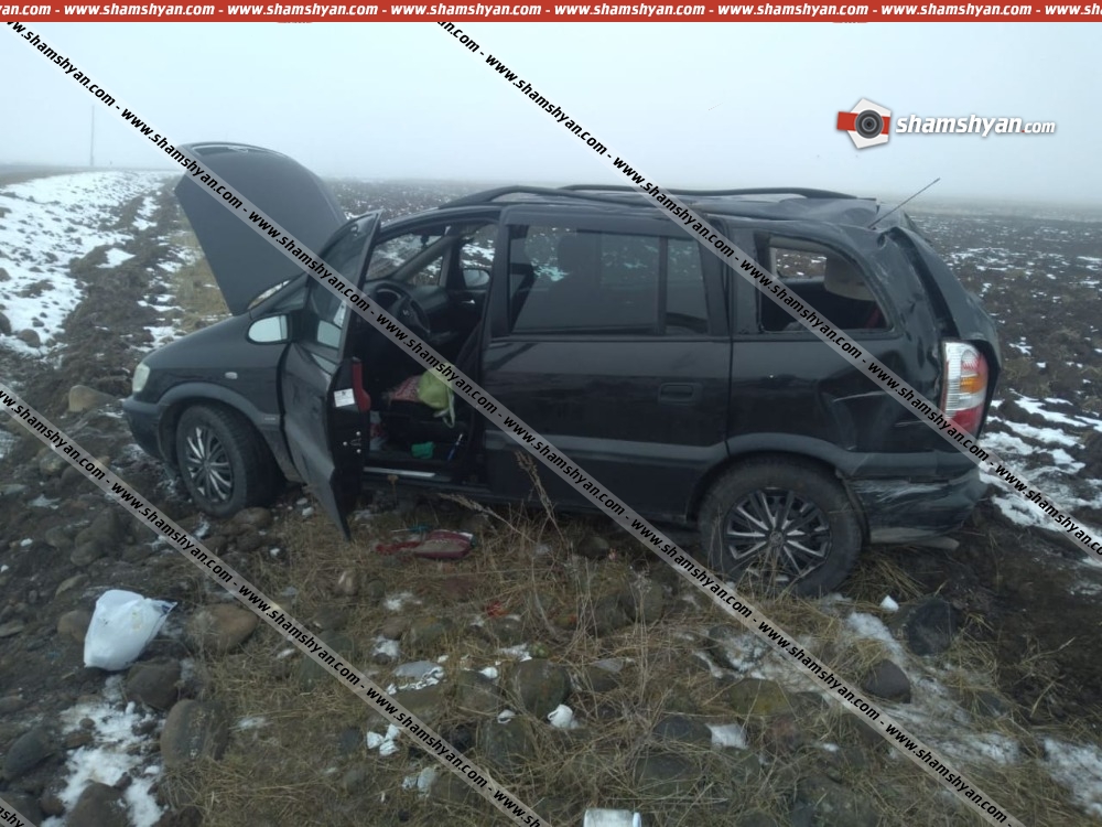 Արագածոտնի մարզում Opel Zafira-ն, գլխիվայր շրջվելով, հայտնվել է դաշտում․ կա 7 վիրավոր